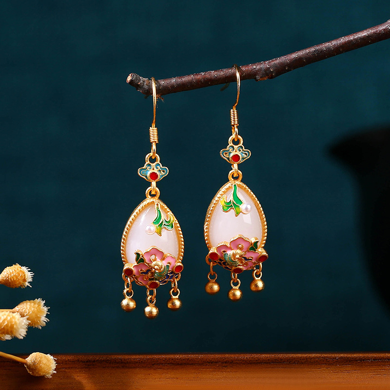 Gold Plated Jewelry - Orecchini con Fiore in Giada Naturale,